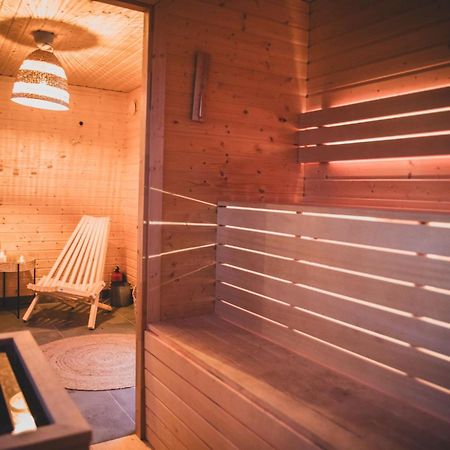 Beskid Sielski - Klimatyczne Domki W Lipowej Z Widokiem Na Gory I Sauna - Dream Apart Żywiec エクステリア 写真