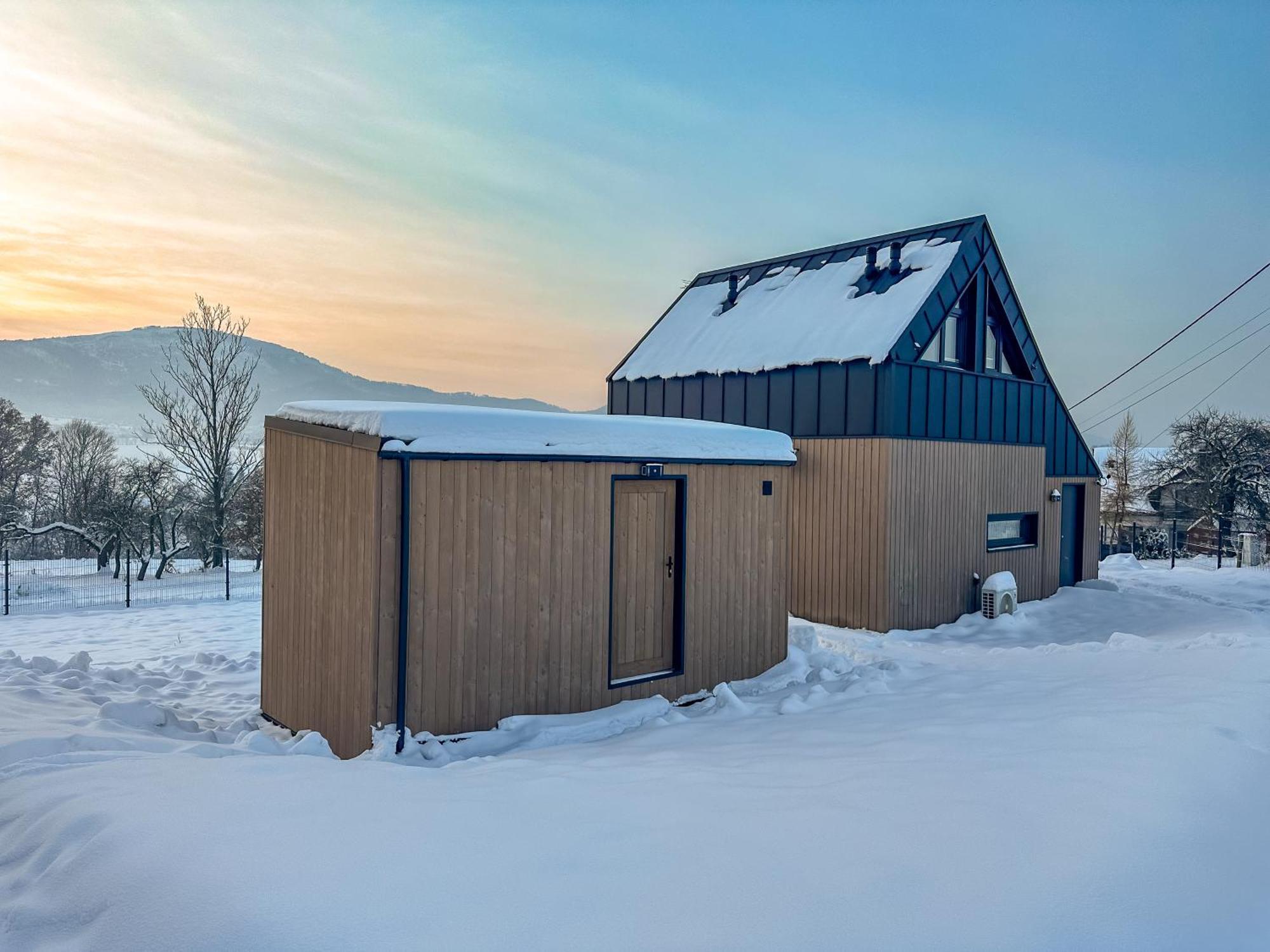 Beskid Sielski - Klimatyczne Domki W Lipowej Z Widokiem Na Gory I Sauna - Dream Apart Żywiec エクステリア 写真